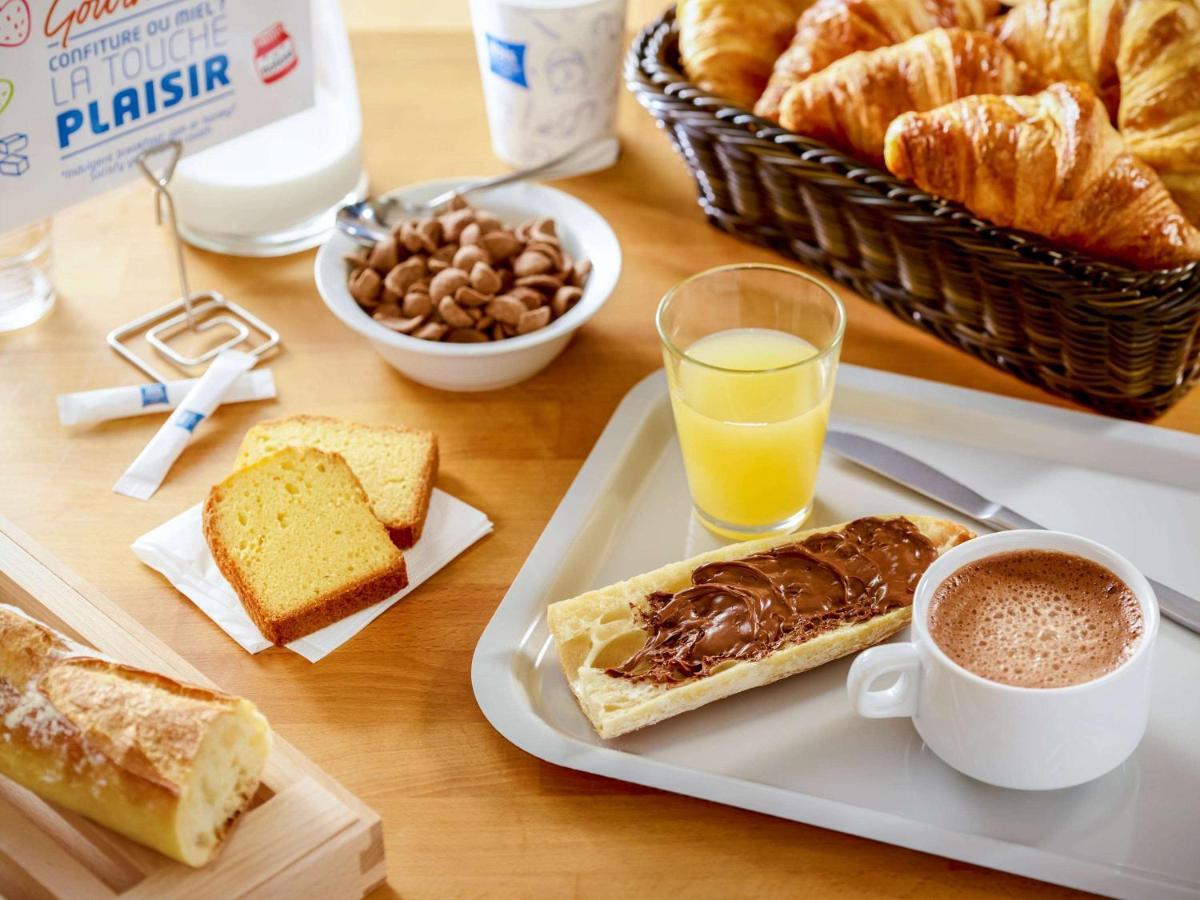 Hotel Ibis Budget Lyon Sud Saint-Fons A7 ภายนอก รูปภาพ